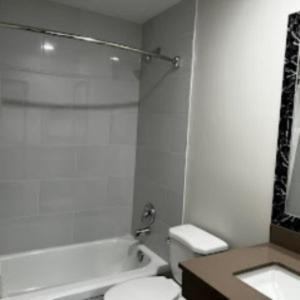 Super 8 By Wyndham Penticton Motel Ngoại thất bức ảnh